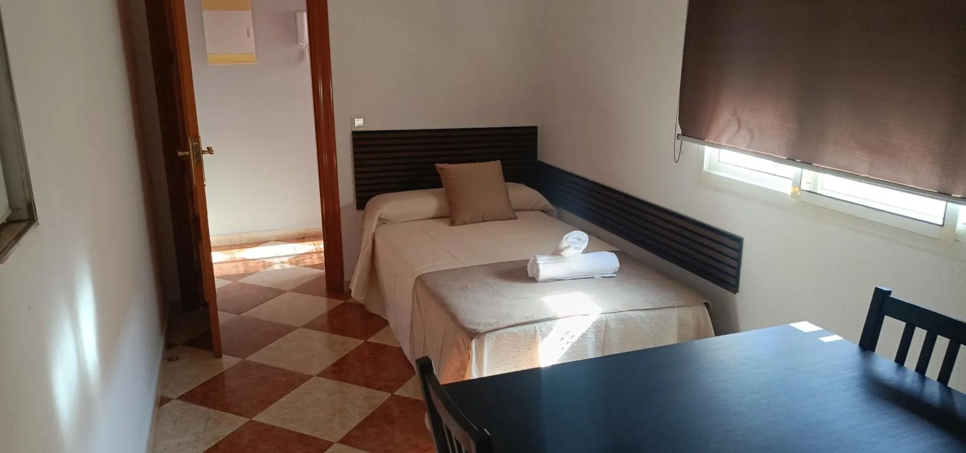 Las Rosas Malaga Pensjonat